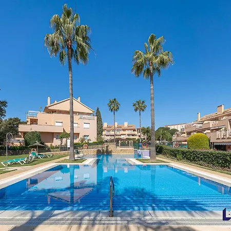 Casa Solvara - Multiple Pools 5min Access Apartament